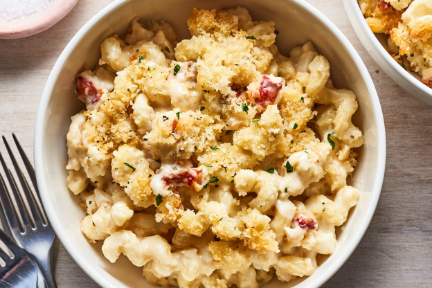 For the Most Decadent Mac and Cheese, Add Lobster