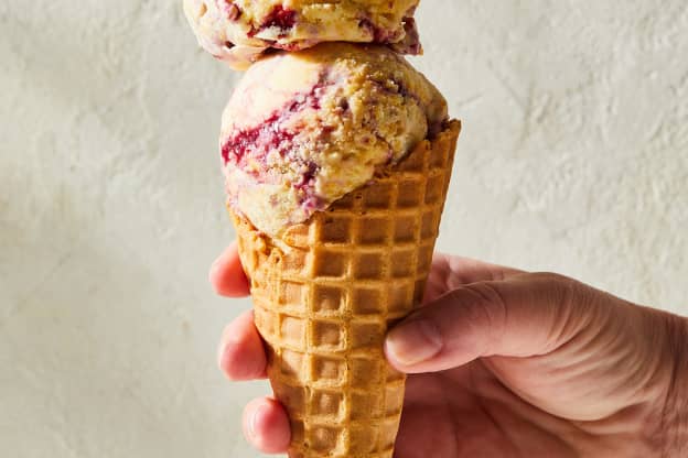 This $22 Gadget Churns Out Gourmet Ice Cream Pints That Rival Those Premium Brands