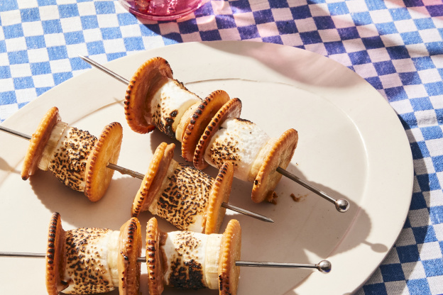 This Over-The-Top S'mores Recipe Is About to Go Viral