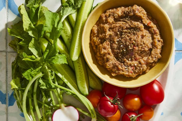 Za'atar-Roasted Veggie and Bean Dip Is No-Fuss, High-Reward