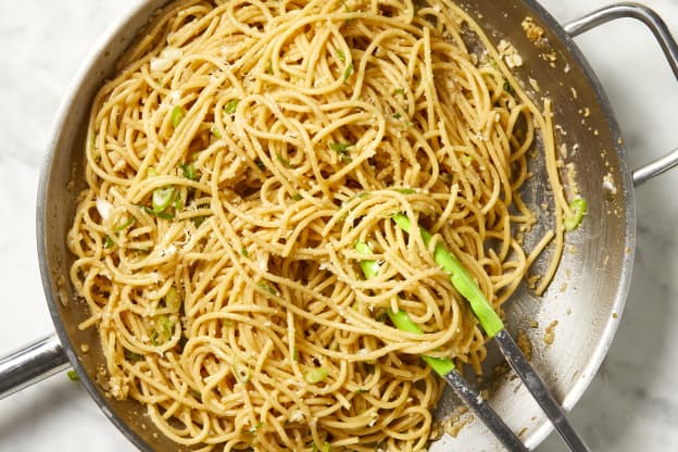 These Garlic Noodles Take Hardly Any Effort and Have So Much Flavor