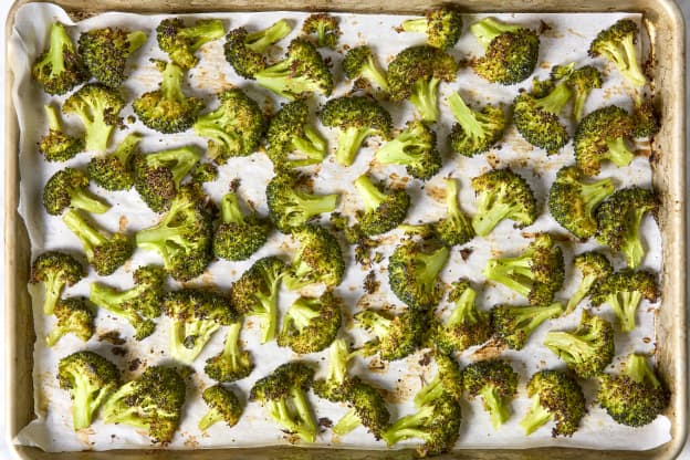 The Brilliant Roasted Broccoli Trick I'll Follow Forever