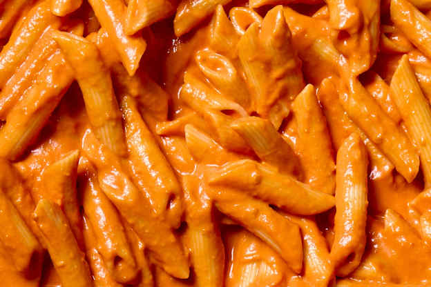 The Delicious Jarred Pasta Sauce That Rivals the Fresh Stuff in Italy