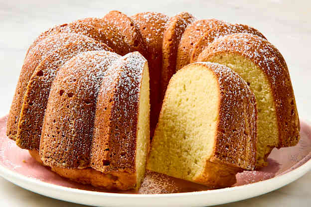 My Cheap Trick for Making Boxed Cake Mix Taste Like It Came from a Fancy Bakery (People Always Ask for the Recipe)