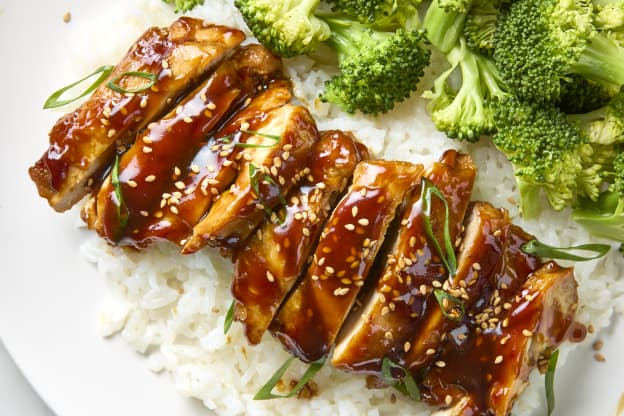 You Just Need 15 Minutes to Make This Super Popular Japanese Chicken Dinner