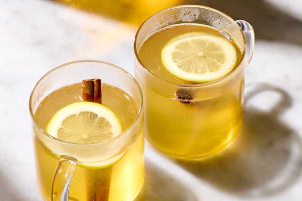 This 3-Ingredient Honey Cocktail Will Definitely Cure Whatever Ails You