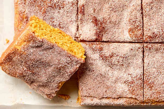 If You Bake One Thing This Month, Let It Be These Easy Pumpkin Snickerdoodle Bars