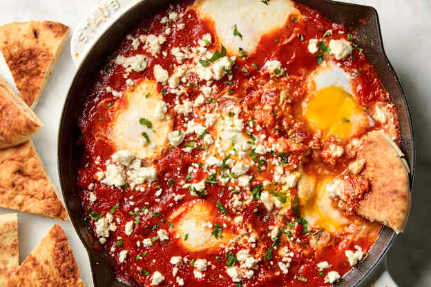 These One-Pan Eggs Are So Flavorful, You'll Make Them Every Weekend