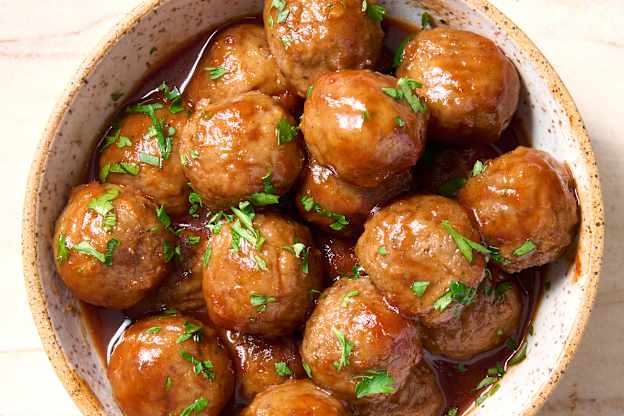 These Old-School 3-Ingredient Meatballs Are Always the First Thing Gone