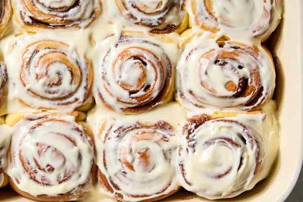 We Asked 3 Chefs to Name the Best Canned Cinnamon Rolls, and They All Said the Same Thing (No, Not Pillsbury!)