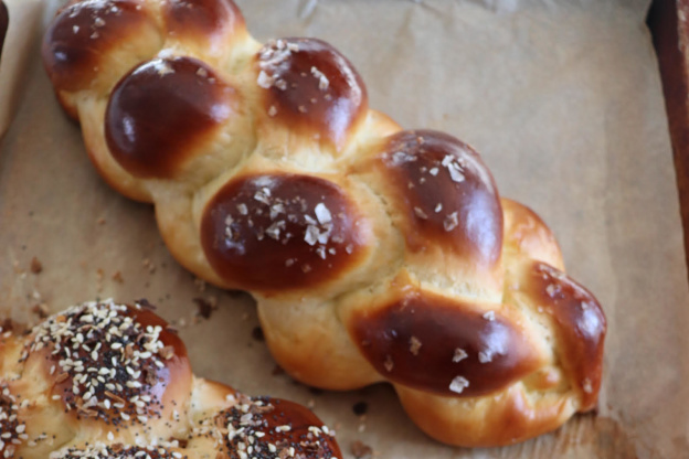 Shannon Sarna's Challah Recipe Is Absolutely Foolproof