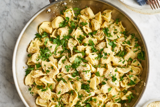 15-Minute Garlic Butter Tortellini Is Like Buttered Noodles 2.0