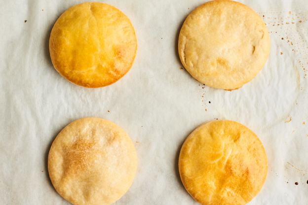 This Hack Shows You How to Get Perfect Mini Pie Crusts