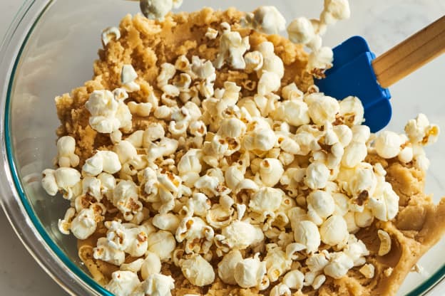 The Ingenious $15 Microwave Tool That Makes Snack-Size Portions of Popcorn