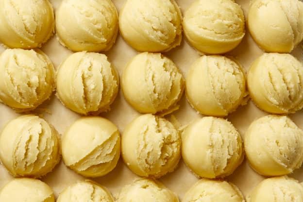 This Is The Best Way to Freeze Cookie Dough So It Lasts for Months