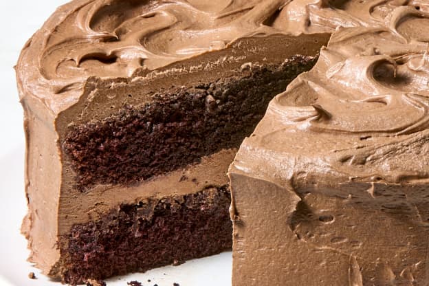 We Asked 3 Pastry Chefs to Name the Best Boxed Cake Mix, and They All Said the Same Thing