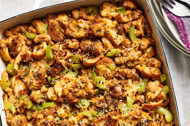 Easiest Thanksgiving Stuffing