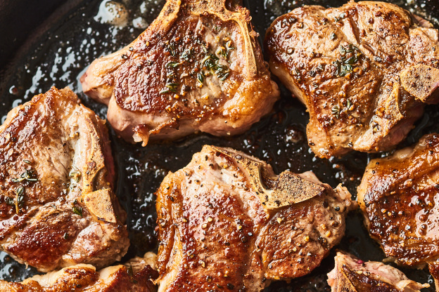 This Lamb Chop Recipe Has the Most Heavenly Sauce
