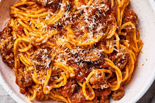 We Asked 3 Chefs to Name the Best Jarred Pasta Sauce, and They All Said the Same Thing