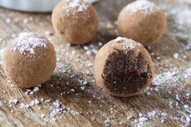 These Quick and Easy Gingerbread Truffles Use Just 3 Ingredients