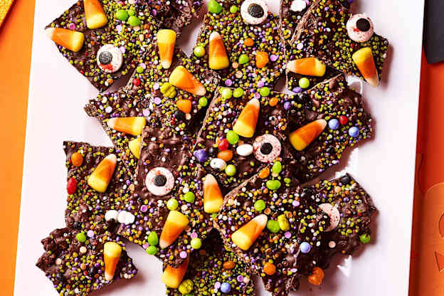 25 Scary-Delicious Halloween Treats