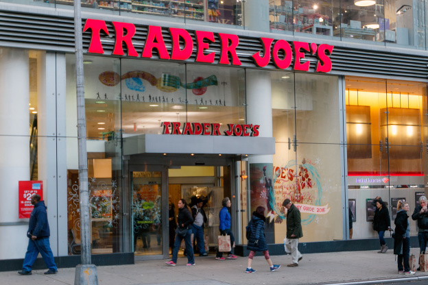 The 5 Best Vegan Appetizers to Buy at Trader Joe's Right Now