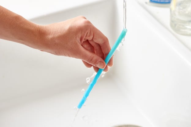 I Asked ChatGPT the Best Way to Clean Reusable Straws, and It Had Really Strong Opinions