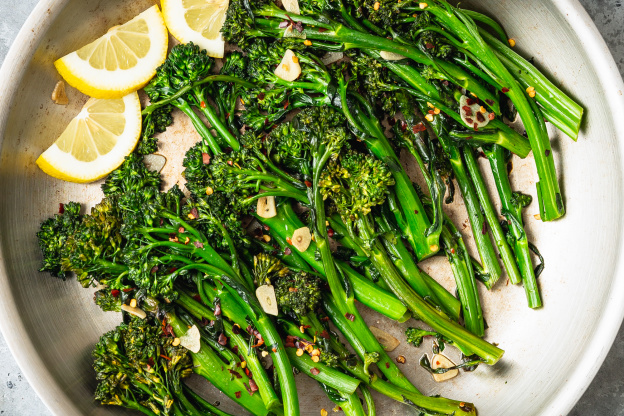 Easy 10-Minute Garlic Broccolini Is the Perfect Weeknight Side Dish