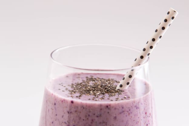 I Tried the Plant-Based Protein Powder Hailey Bieber Uses, and It Doesn't Make My Smoothies Taste Chalky