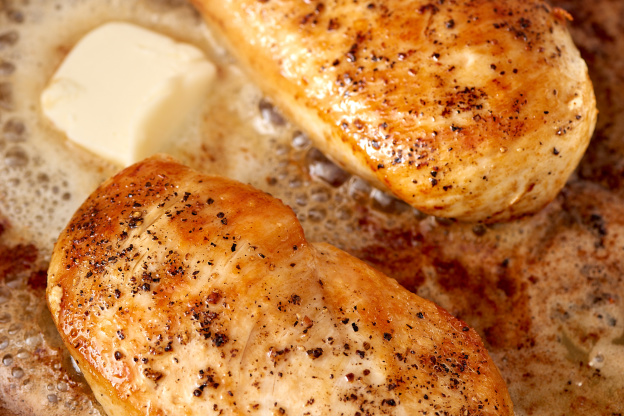 How to Perfectly Cook Chicken Breast on the Stove