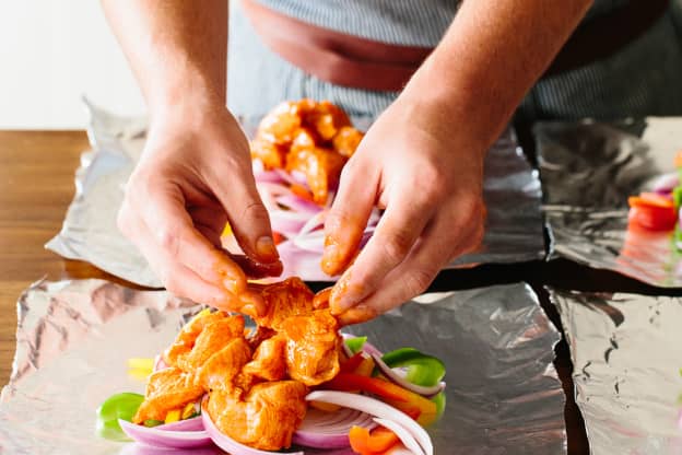 10 Foil Packet Chicken Dinner Recipes for a No-Fuss Weeknight Dinner