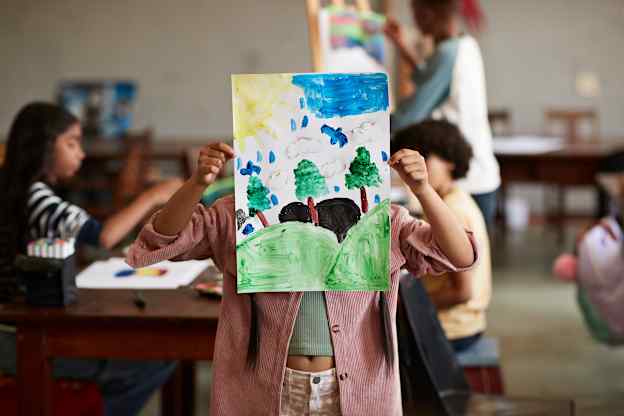 I Finally Found a Smart Way to Store Kid Art, and It's Unexpectedly Perfect (It's a Teacher Secret!)