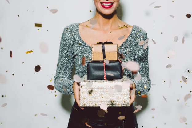 30 Host or Hostess Gifts that Work Every Time (We Promise!)