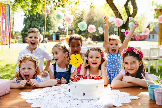 My 10 Favorite Birthday Party Ideas for Kids (I've Tried Many!)