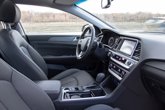 This Small, Forgotten Corner of Your Car Really Needs Organizing