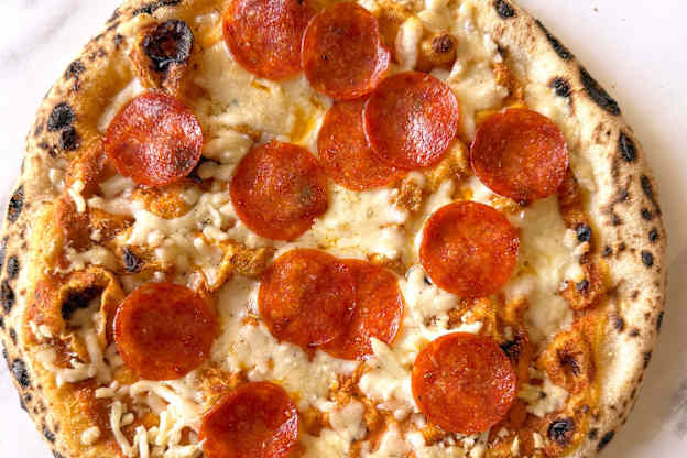 The Delicious Frozen Pizza I Always Rely on for a Last-Minute Dinner (It's My Best Kept Secret!)