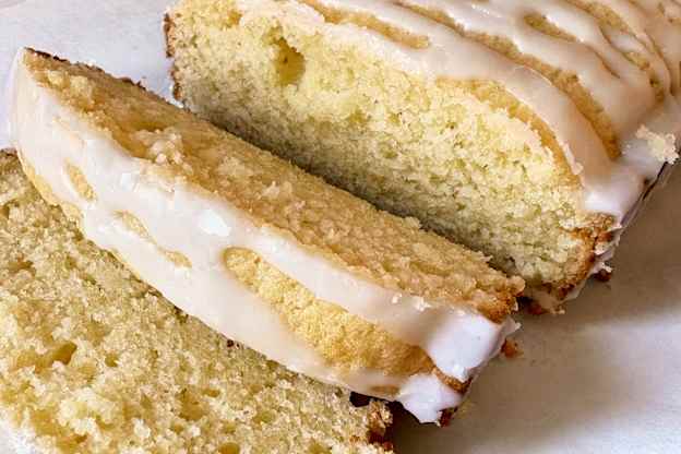 My New Favorite $3 Cake Mix Tastes Homemade — I'm Eating the Perfectly Moist Slices for Dessert AND Breakfast