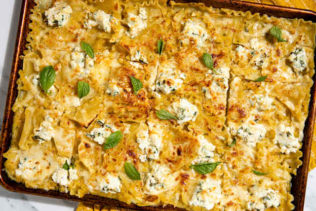 If You Like Giada De Laurentiis' Sheet Pan Lasagna, You'll Love the Lemon Version Even More