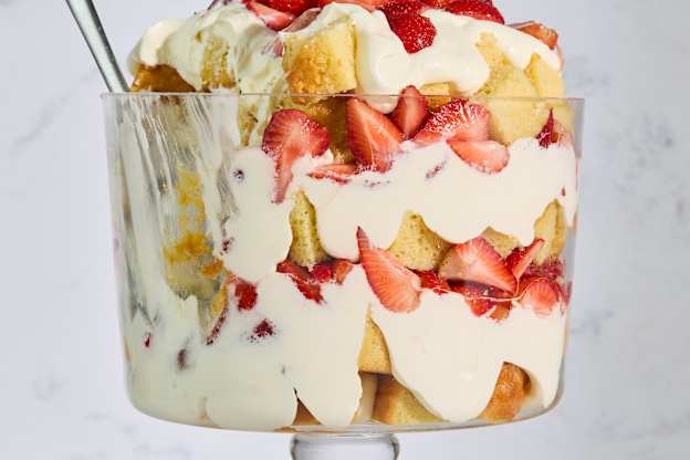 This Impressive No-Bake Dessert Makes a Stunning Centerpiece (It's SO Beautiful)