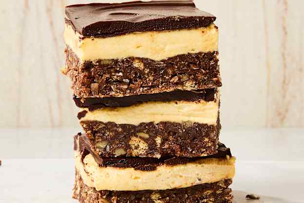 The Only No-Bake Bar I Want to Sink My Teeth into Right Now