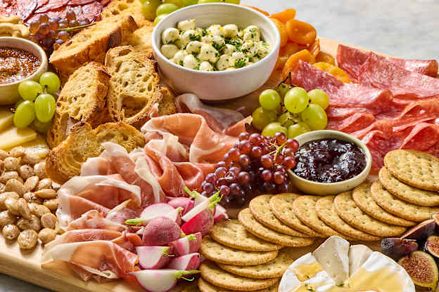 Oprah's Favorite Charcuterie Board Is Basically Mandatory at All Your Fall Gatherings