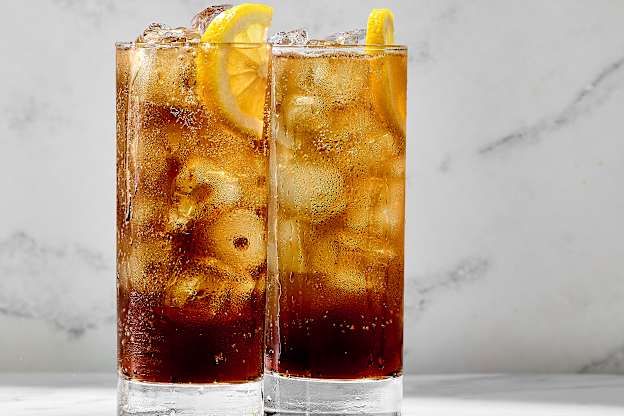 This Best-Selling $300 Nugget Ice Maker Is on Sale for $95 at Walmart