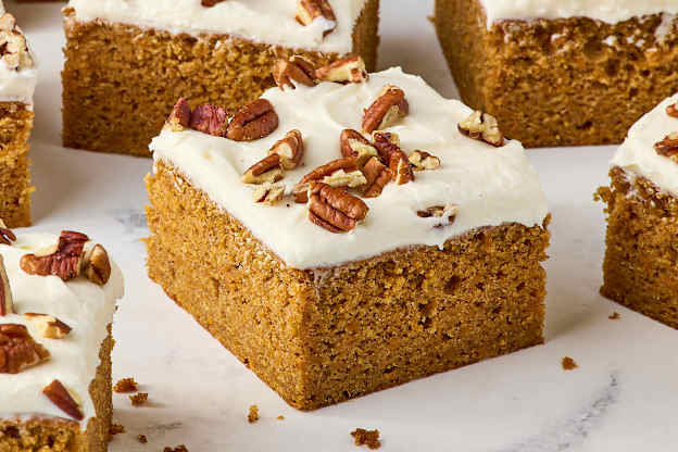 Move Over, Pumpkin — This Spiced Cake Is the Coziest Dessert of the Season