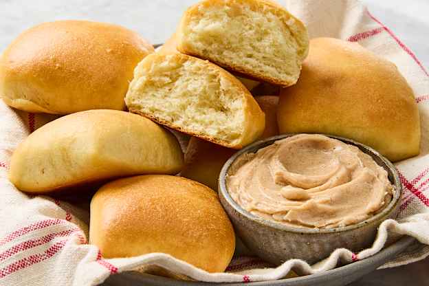 My Easy Homemade Rolls Taste Just Like the Ones at Texas Roadhouse