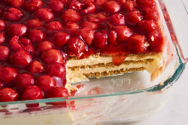 Cherry Éclair Cake