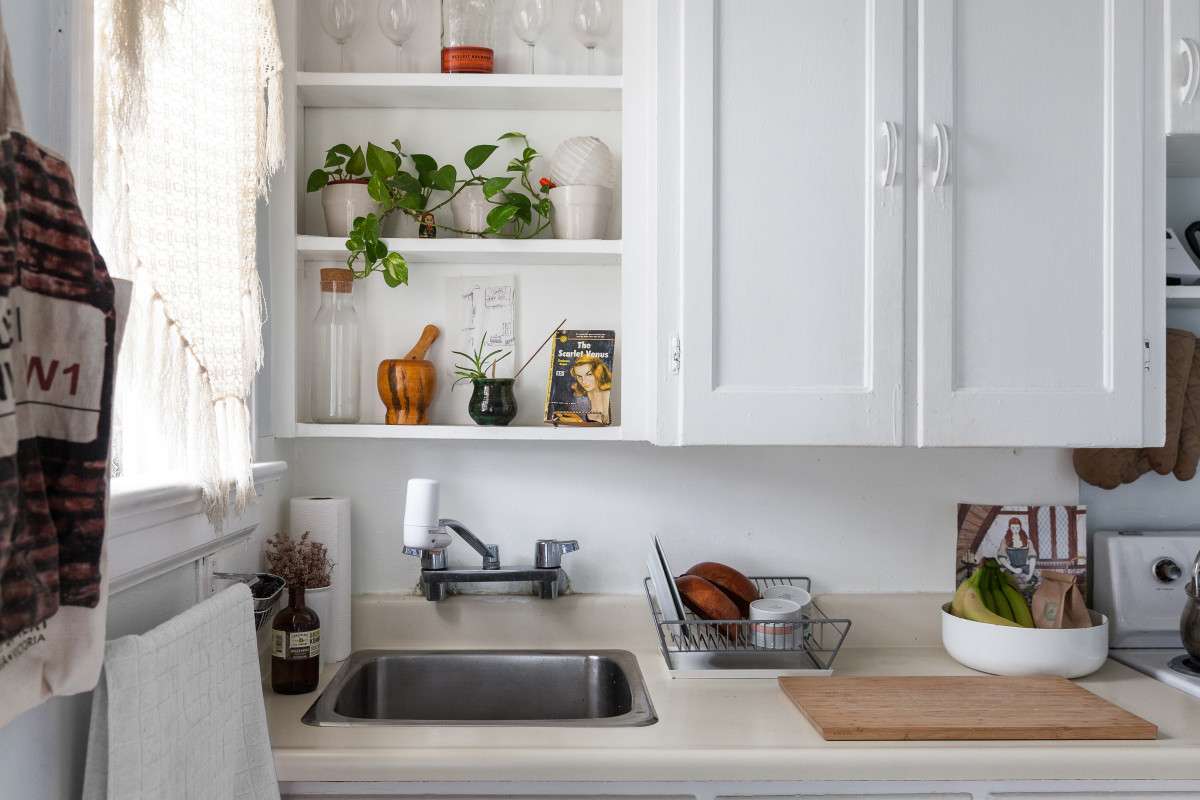 6 Organizing Mistakes That Make Your Kitchen Feel More Cluttered than It Is