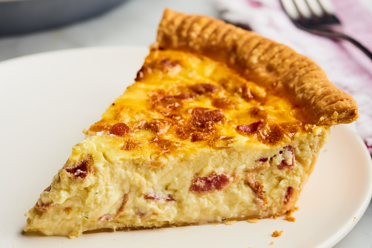 Easy Bacon and Cheese Breakfast Quiche