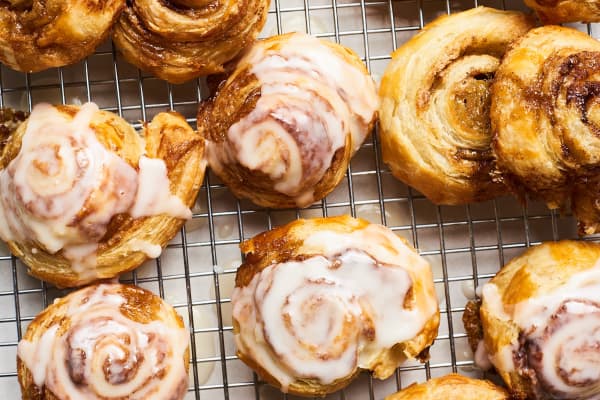 30-Minute Puff Pastry Cinnamon Rolls Are Perfect for Lazy Mornings