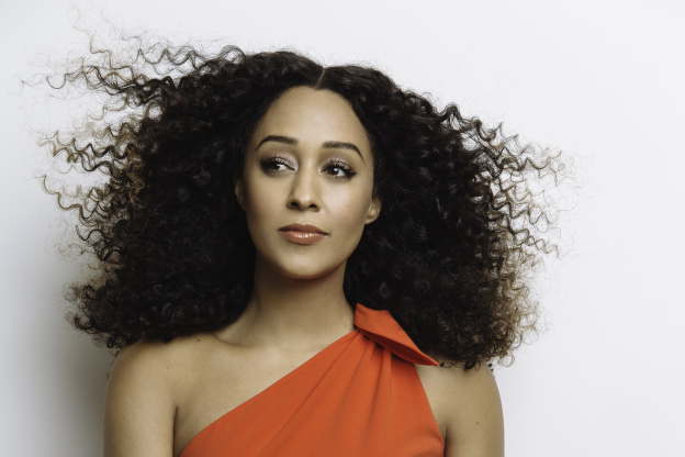 Tia Mowry's Spinach Artichoke Pasta Bake Is a Must-Try for Thanksgiving