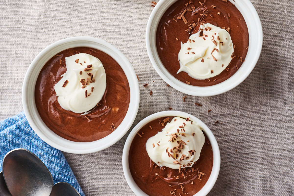 How to Make the Absolute Easiest (2-Ingredient!) Chocolate Mousse